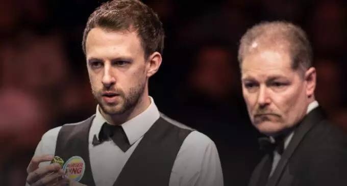 本场焦点并 本场焦点并