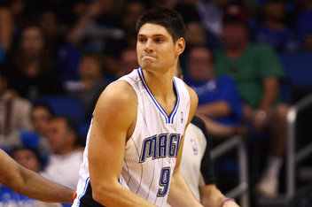 山东在篮板 山东在篮板