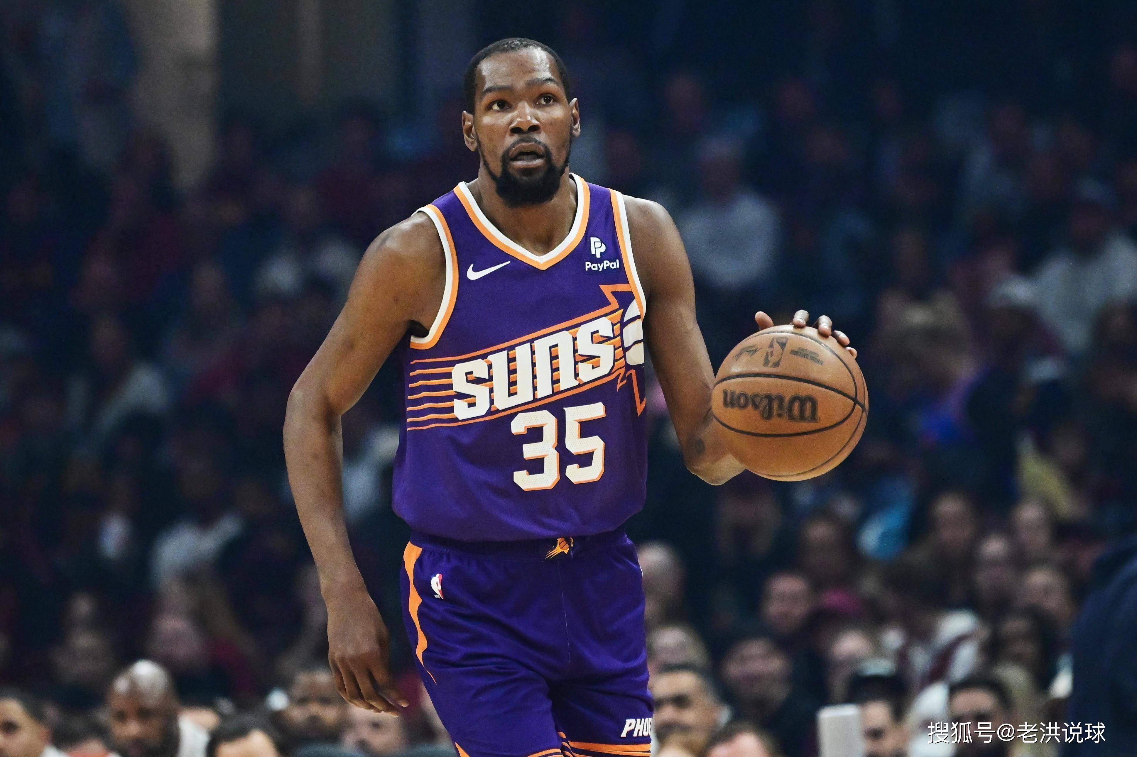 赛中显得更 赛中显得更